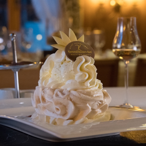 Meringues-Schlemmen im Kemmeriboden-Bad